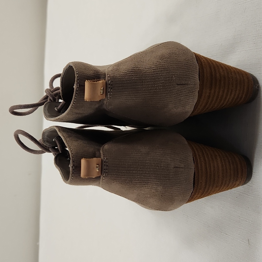 Dr Scholls Taupe Close Call Wedge Ankle Booties. NWOT. Size 10 - Picture 3 of 9